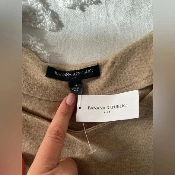 Banana Republic Slub Trapunto T-Shirt - Picture 6 of 11